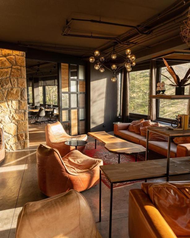 Nirvana Hotel And Spa In Laklouk Quadruple Room Laqlouq エクステリア 写真